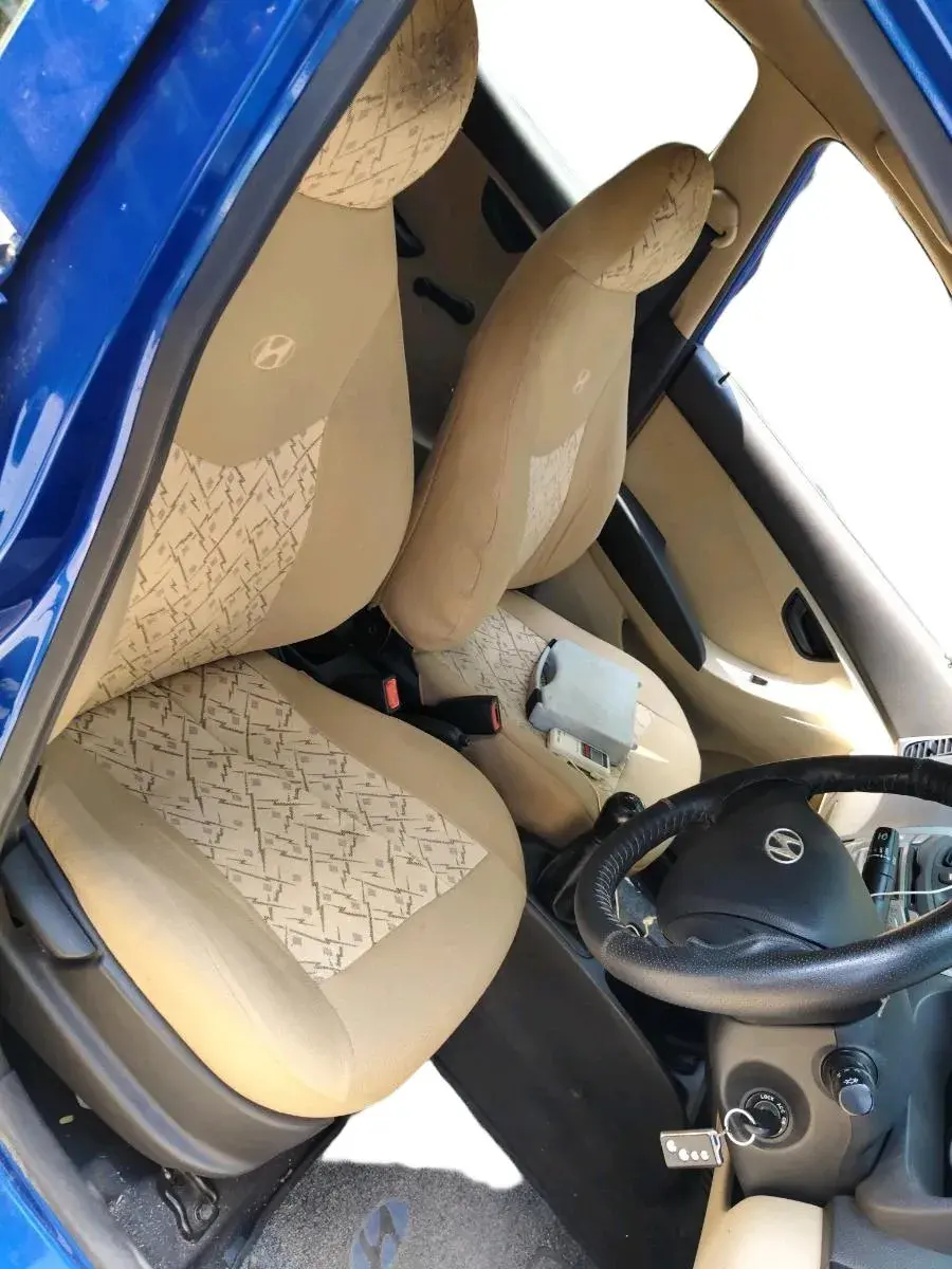 2012 Hyundai Eon MAGNA +, Petrol, Manual, 13,116 km, interior
