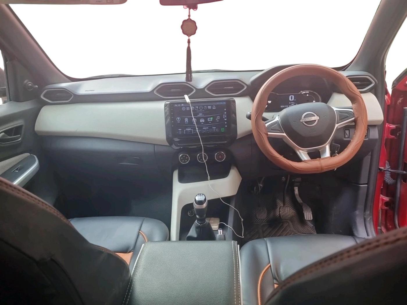 2024 Nissan MAGNITE XE, Petrol, Manual, 6,746 km, interior