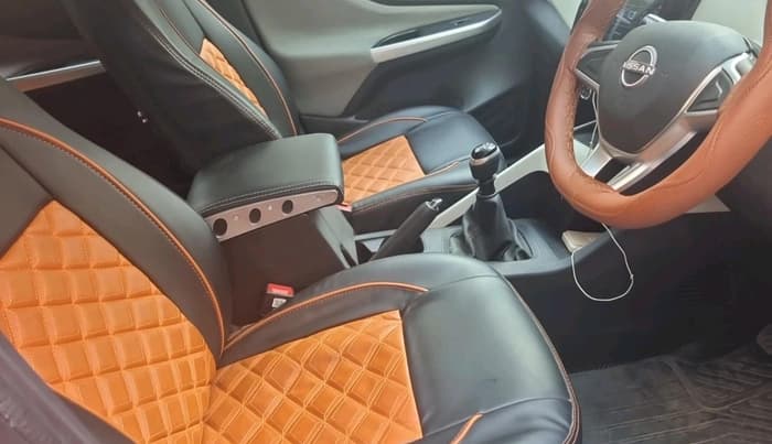 2024 Nissan MAGNITE XE, Petrol, Manual, 6,746 km, interior