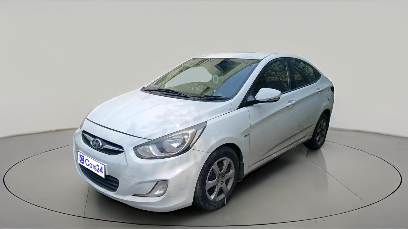 2011 Hyundai Verna FLUIDIC 1.4 VTVT, Petrol, Manual, 71,716 km, exterior