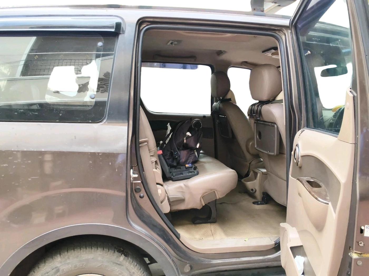 2012 Mahindra Xylo E9, Diesel, Manual, 1,26,853 km, interior