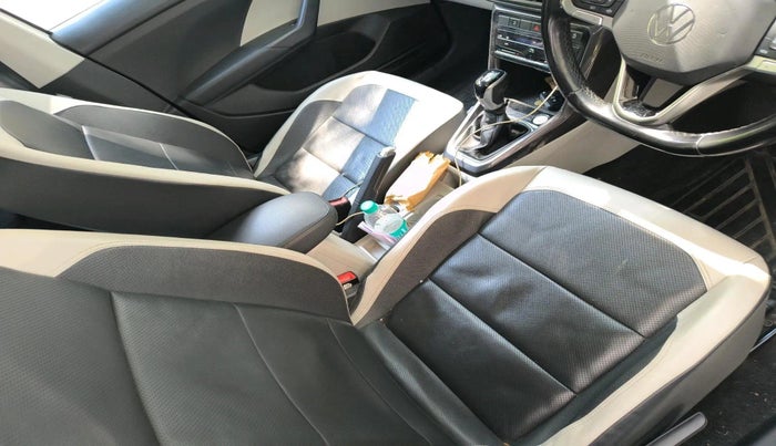 2022 Volkswagen TAIGUN TOPLINE 1.0 TSI AT, Petrol, Automatic, 35,862 km, interior