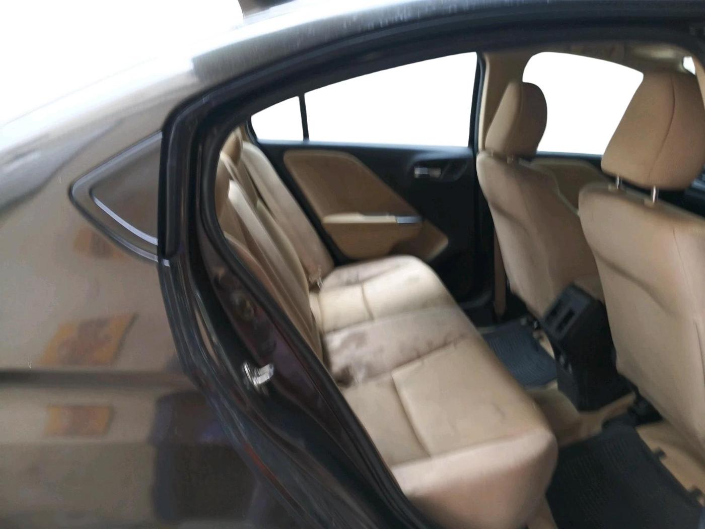 2014 Honda City 1.5L I-DTEC V, Diesel, Manual, 1,50,702 km, interior