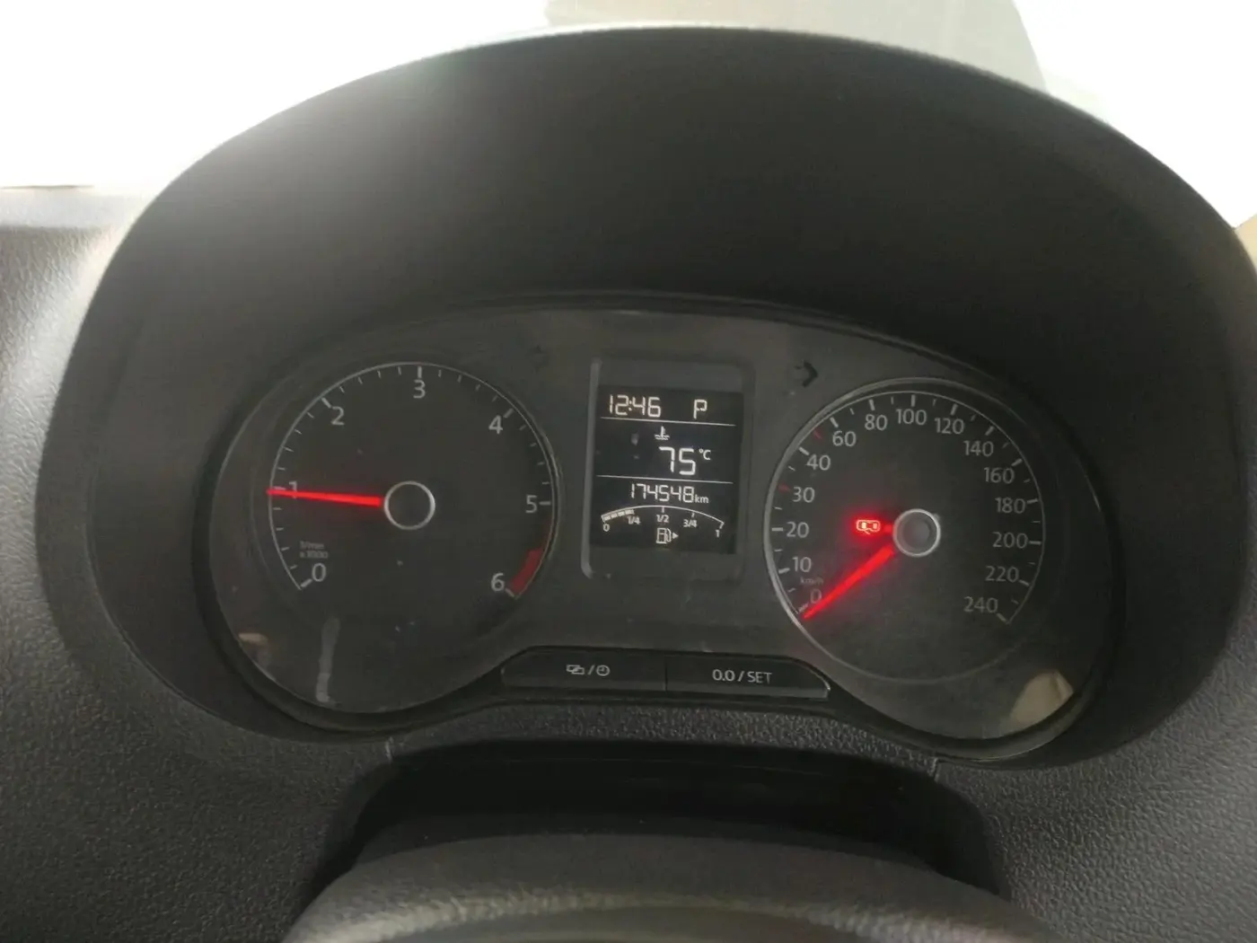 2017 Volkswagen Ameo HIGHLINE PLUS 1.5L AT 16 ALLOY, Diesel, Automatic, 1,74,548 km, interior