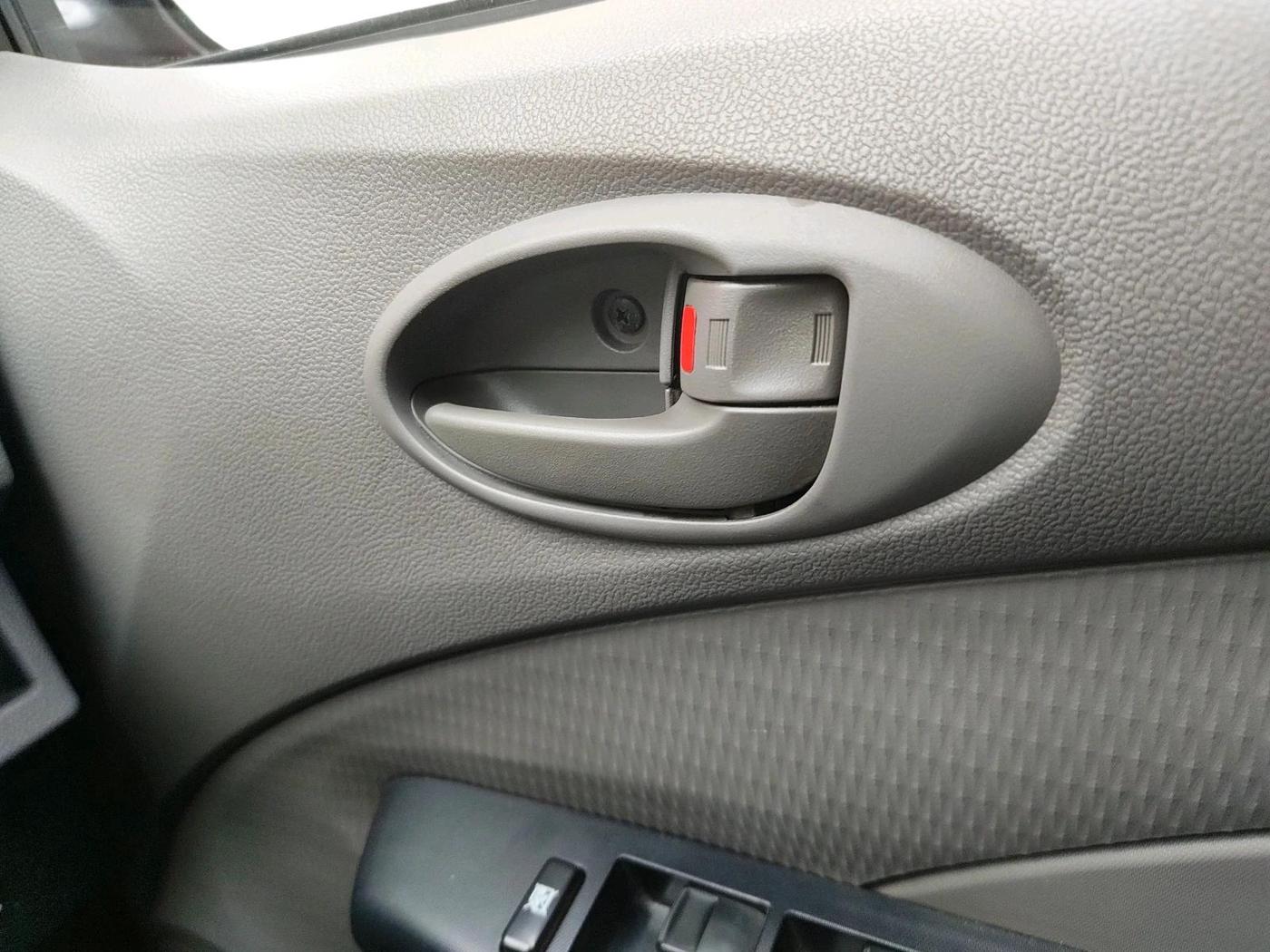 2011 Toyota Etios Liva G, Petrol, Manual, 59,239 km, interior