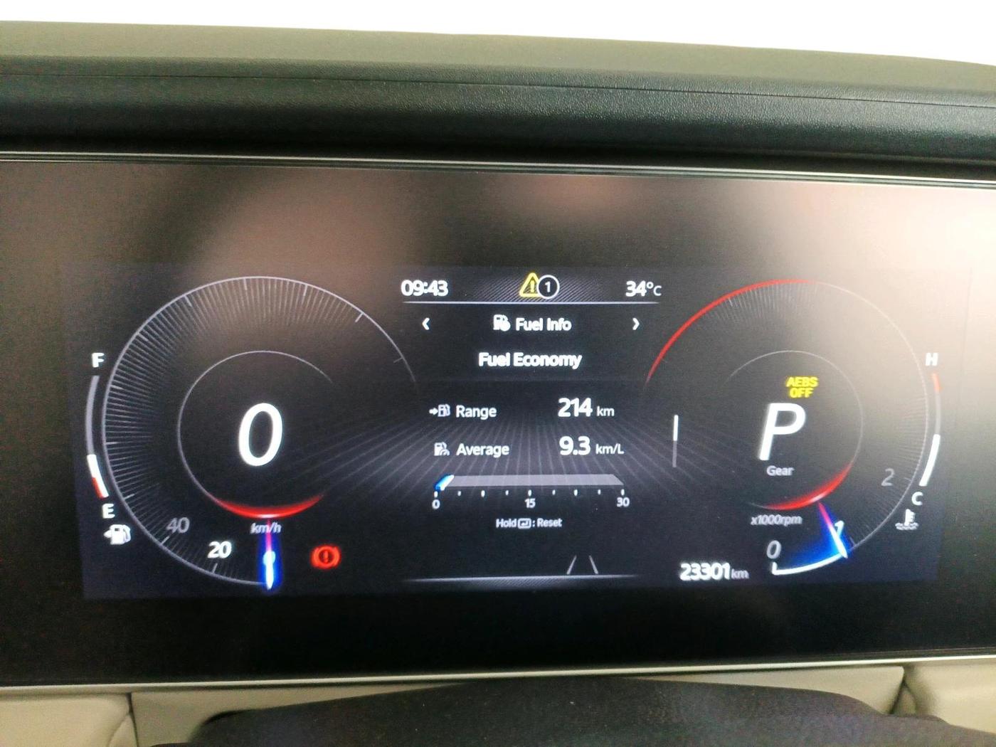 2023 Mahindra XUV700 AX 7 LUXURY D AWD AT 7 STR, Diesel, Automatic, 23,301 km, interior