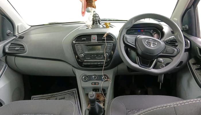 2022 Tata Tiago XM CNG, CNG, Manual, 21,305 km, interior