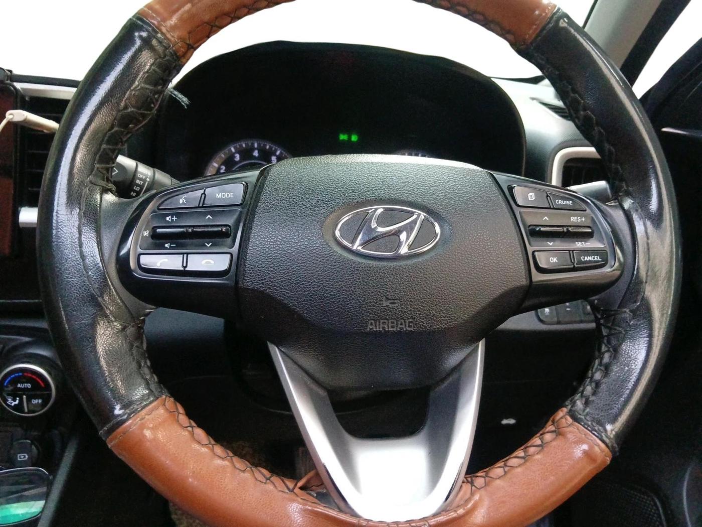 2019 Hyundai VENUE SX PLUS 1.0 TURBO DCT, Petrol, Automatic, 95,775 km, interior