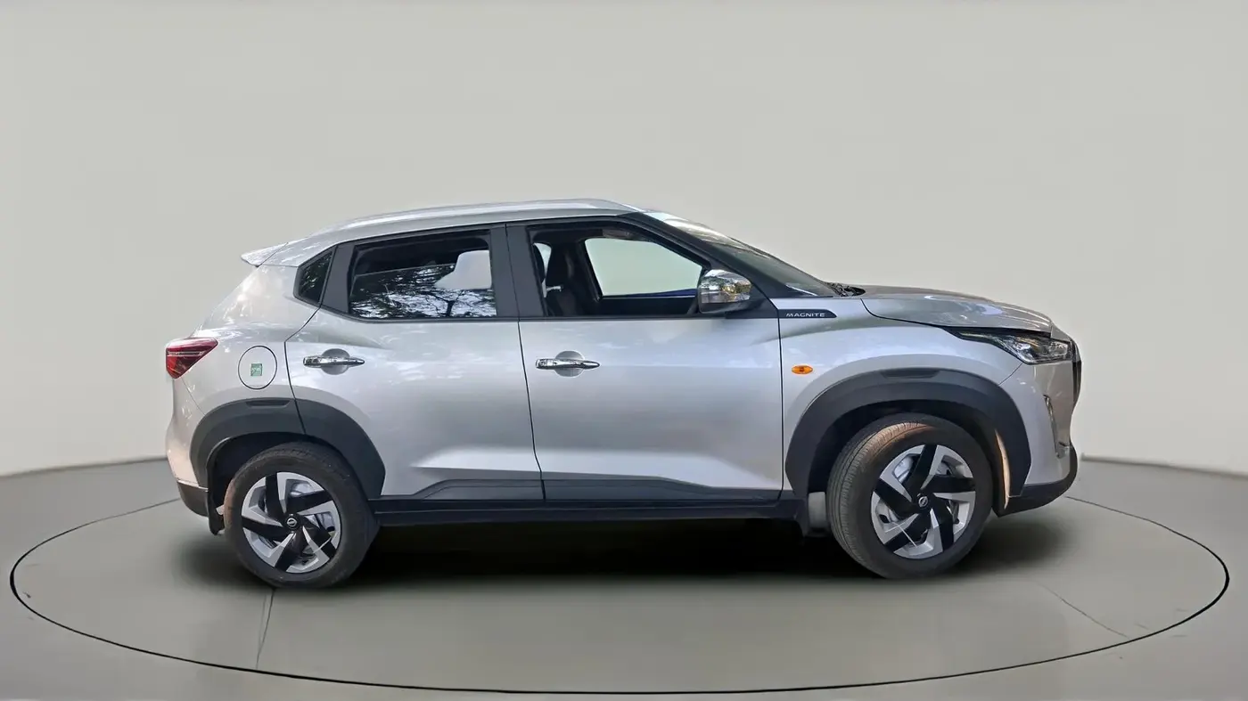2025 Nissan MAGNITE Visia EZ-Shift, Petrol, Automatic, 5,180 km, exterior
