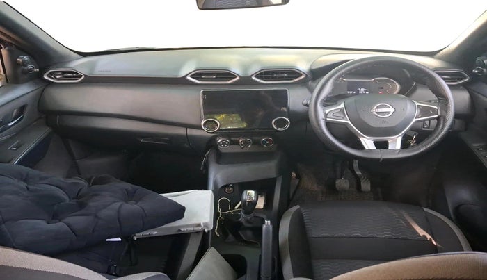 2025 Nissan MAGNITE Visia EZ-Shift, Petrol, Automatic, 5,180 km, interior