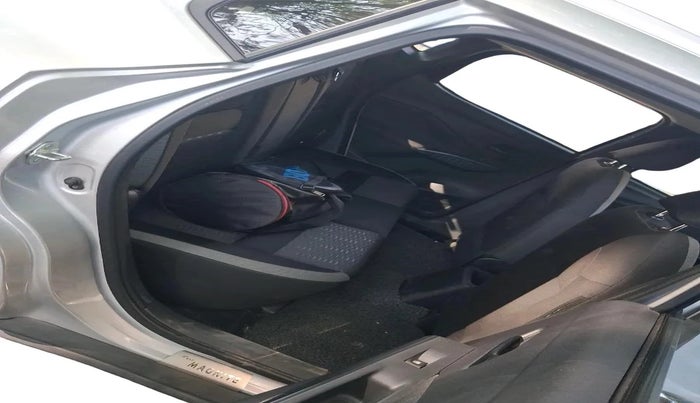 2025 Nissan MAGNITE Visia EZ-Shift, Petrol, Automatic, 5,180 km, interior