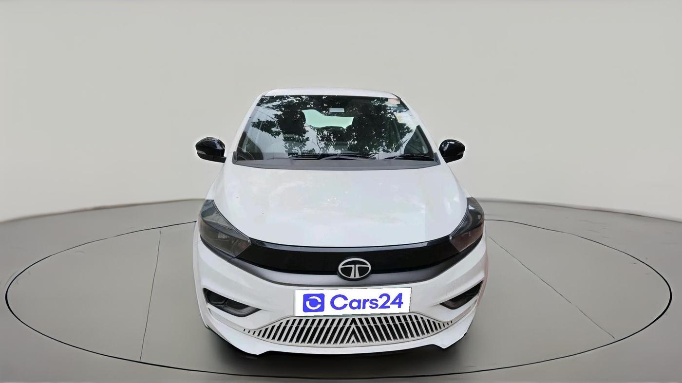 2025 Tata TIAGO EV XZ PLUS TECH LUX LONG RANGE FAST CHARGER, Electric, Automatic, 5,577 km, exterior