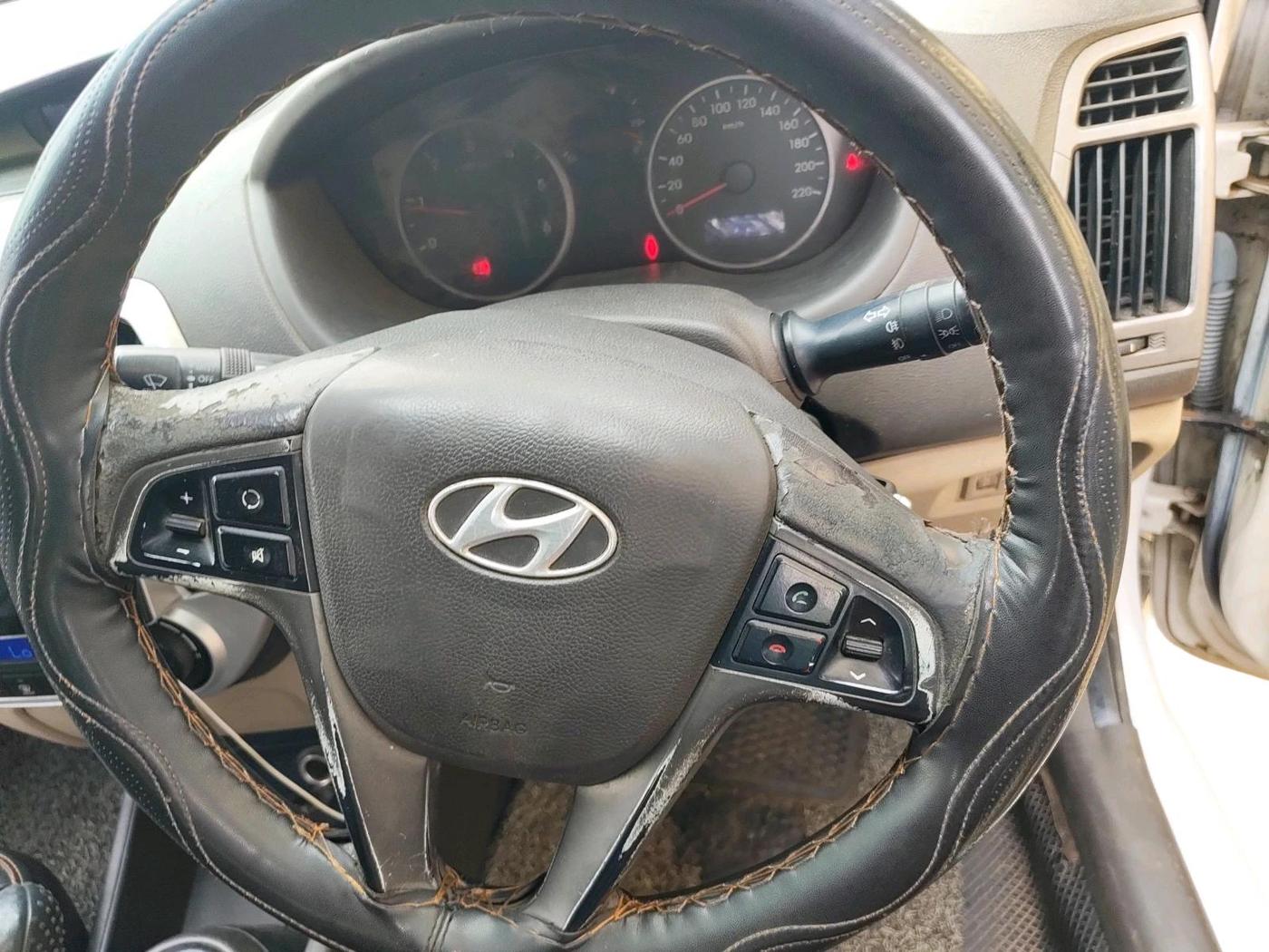 2012 Hyundai i20 SPORTZ 1.4 CRDI, Diesel, Manual, 1,65,961 km, interior
