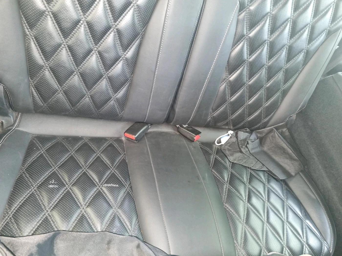 2023 Mahindra Thar LX P 2WD AT HT, Petrol, Automatic, 86,759 km, interior