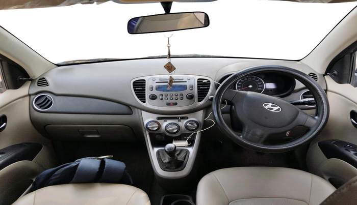 2014 Hyundai i10 SPORTZ 1.1, Petrol, Manual, 58,580 km, interior