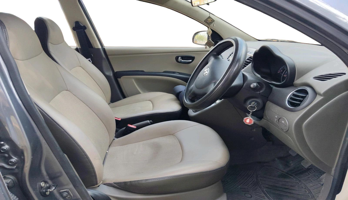 2014 Hyundai i10 SPORTZ 1.1, Petrol, Manual, 58,580 km, interior