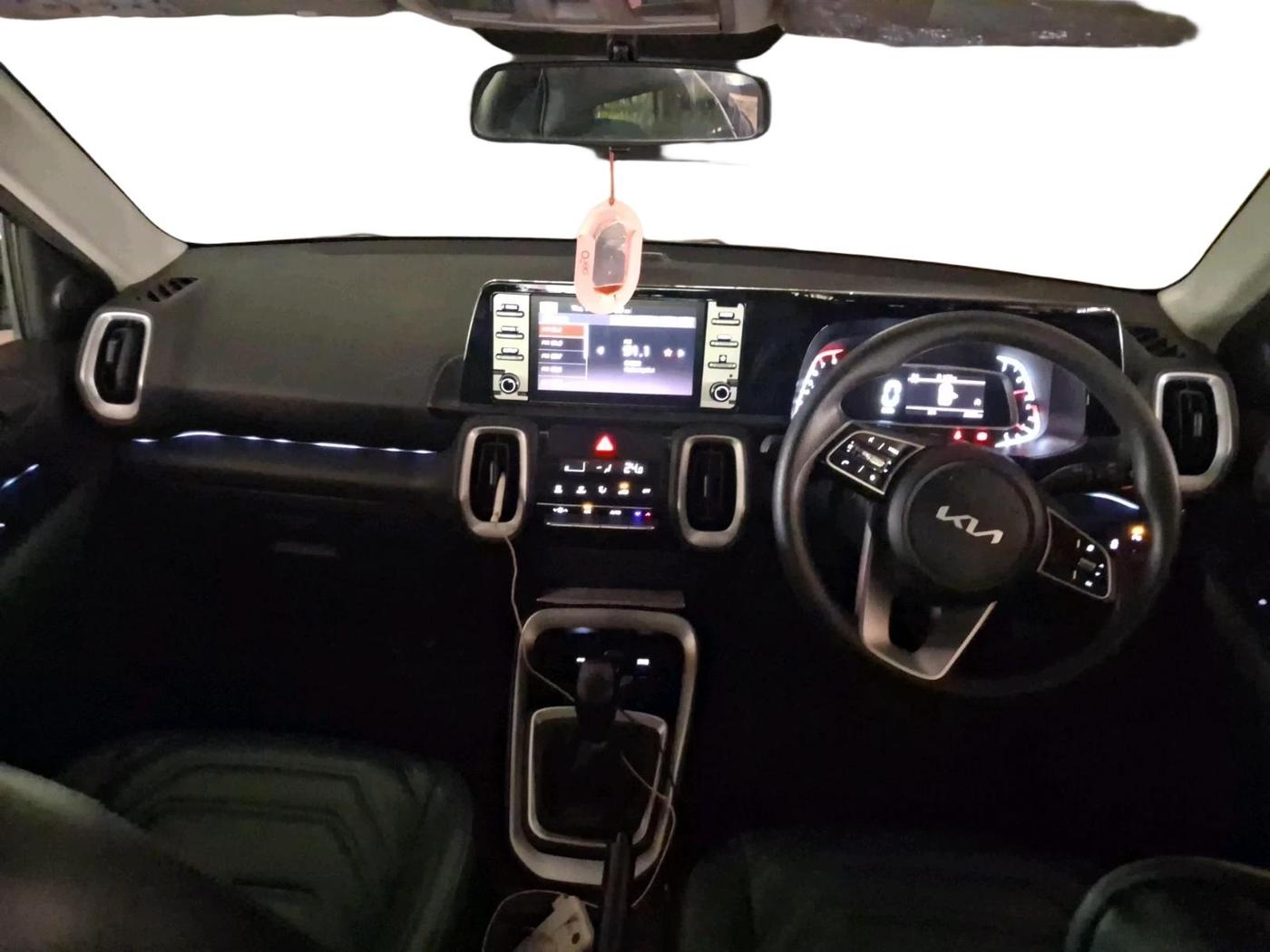 2024 KIA SONET HTK PLUS 1.0 TURBO PETROL IMT, Petrol, Manual, 25,285 km, interior
