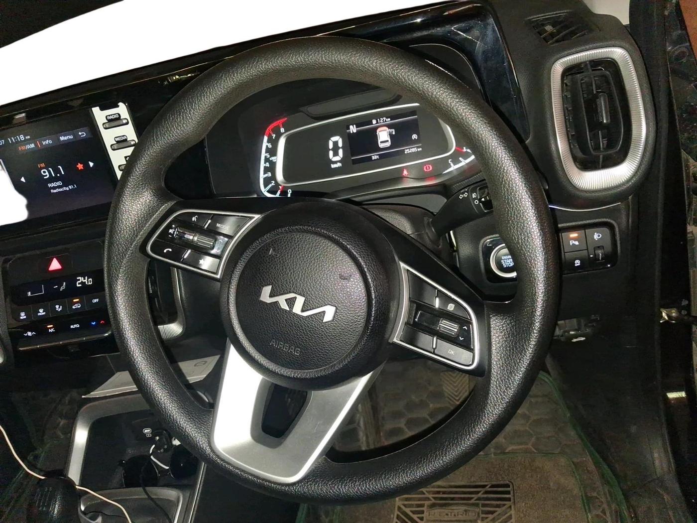 2024 KIA SONET HTK PLUS 1.0 TURBO PETROL IMT, Petrol, Manual, 25,285 km, interior