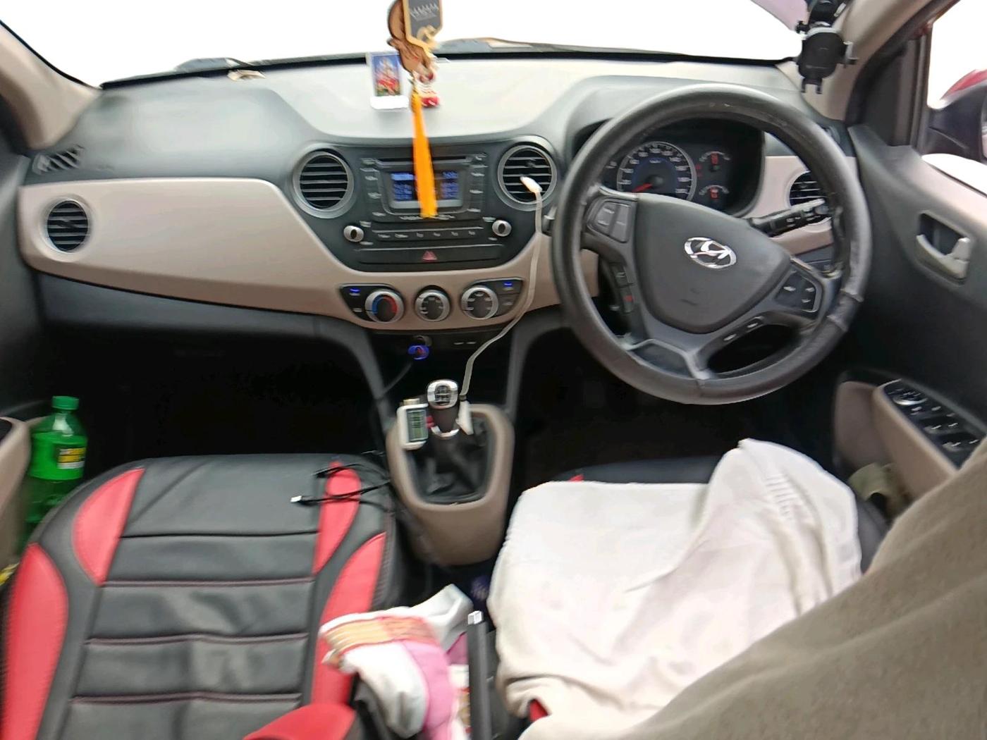2014 Hyundai Grand i10 ASTA 1.2 KAPPA VTVT, Petrol, Manual, 1,17,072 km, interior