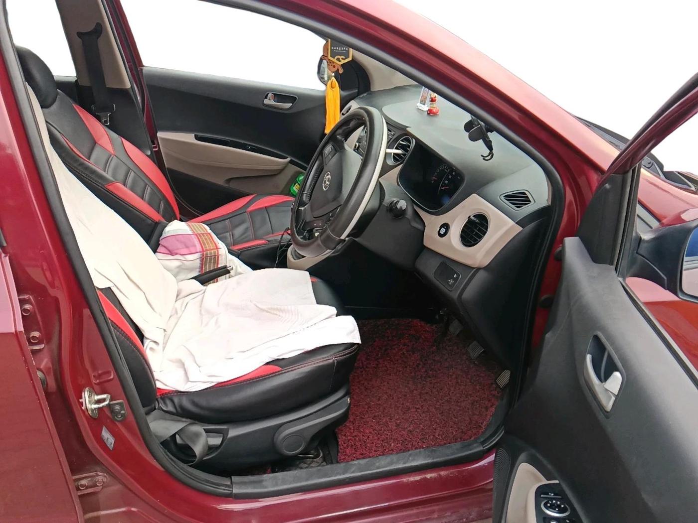 2014 Hyundai Grand i10 ASTA 1.2 KAPPA VTVT, Petrol, Manual, 1,17,072 km, interior