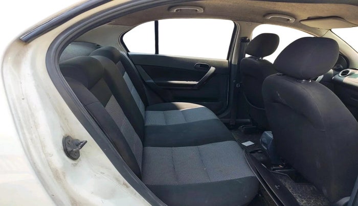 2012 Ford Fiesta Classic LXI 1.4 DIESEL, Diesel, Manual, 1,52,588 km, interior