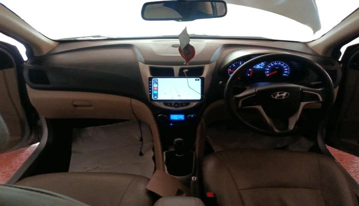 2014 Hyundai Verna FLUIDIC 1.6 CRDI SX, Diesel, Manual, 1,22,079 km, interior