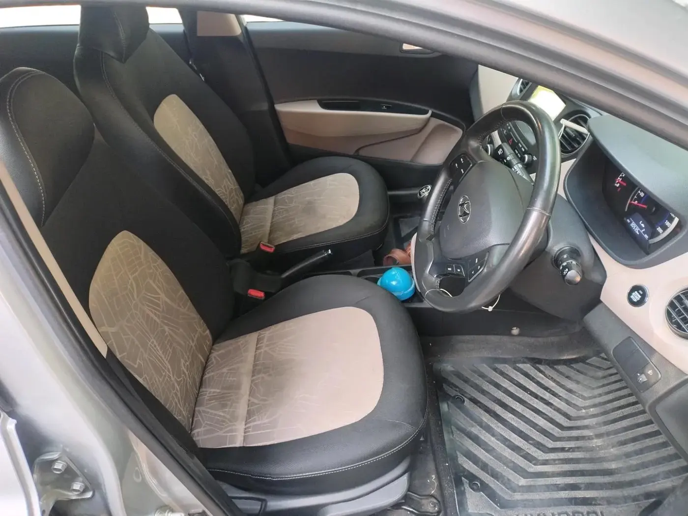 2019 Hyundai Grand i10 ASTA 1.2 KAPPA VTVT, Petrol, Manual, 30,800 km, interior