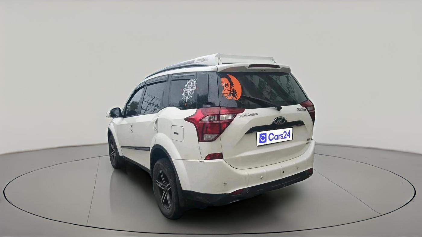 2018 Mahindra XUV500 W7 AT, Diesel, Automatic, 58,384 km, exterior