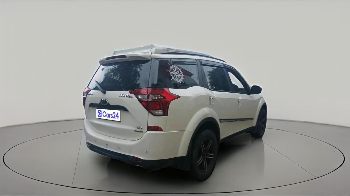 2018 Mahindra XUV500 W7 AT, Diesel, Automatic, 58,384 km, exterior