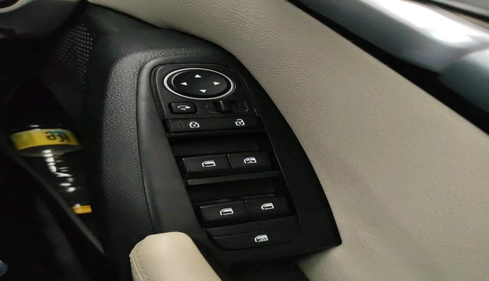 2019 KIA SELTOS HTX IVT 1.5 PETROL, Petrol, Automatic, 1,18,997 km, interior