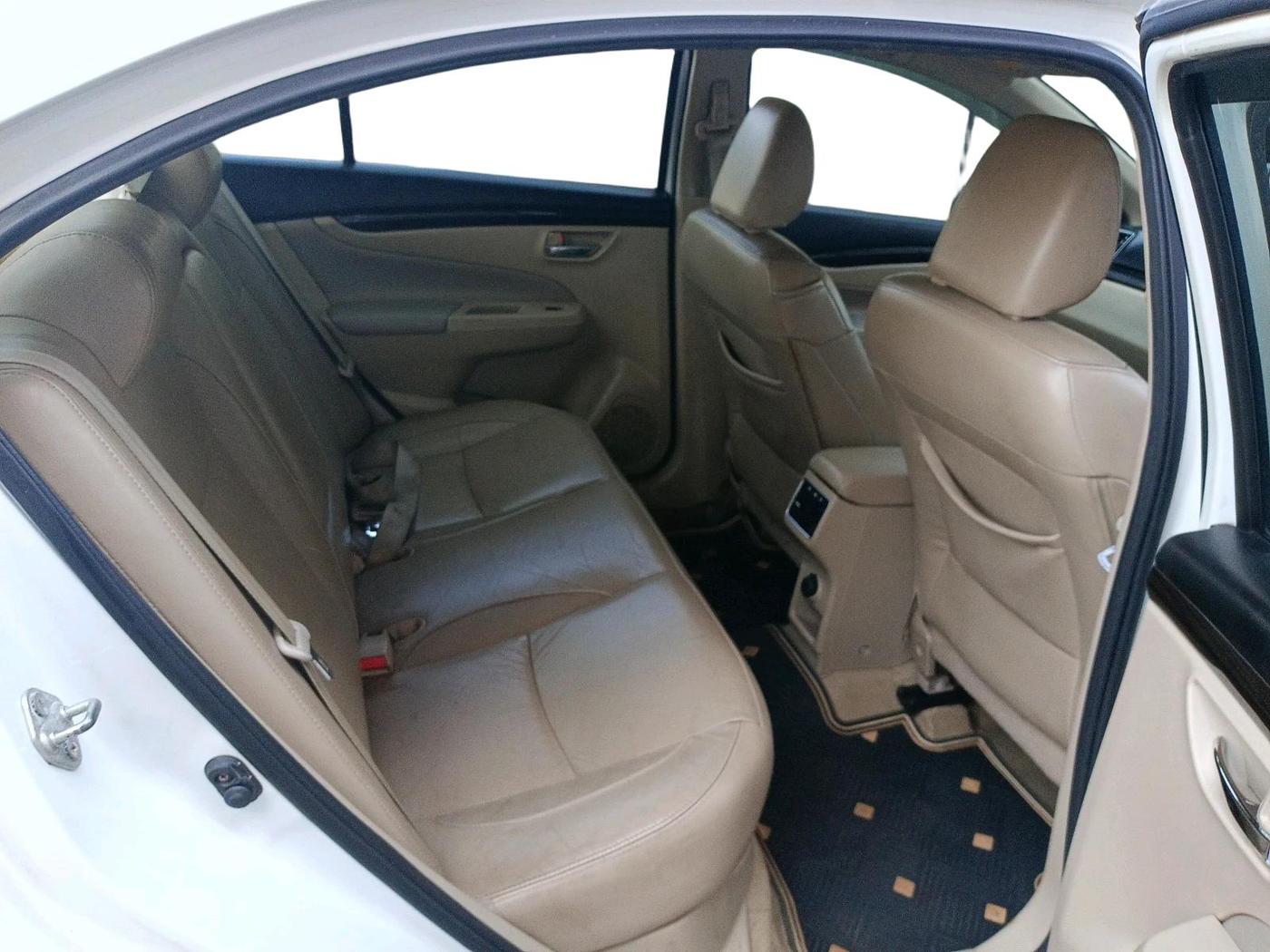 2017 Maruti Ciaz ALPHA 1.4 PETROL, Petrol, Manual, 80,144 km, interior