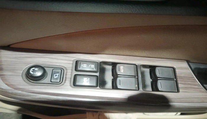 2021 Maruti Dzire ZXI, Petrol, Manual, 71,231 km, interior