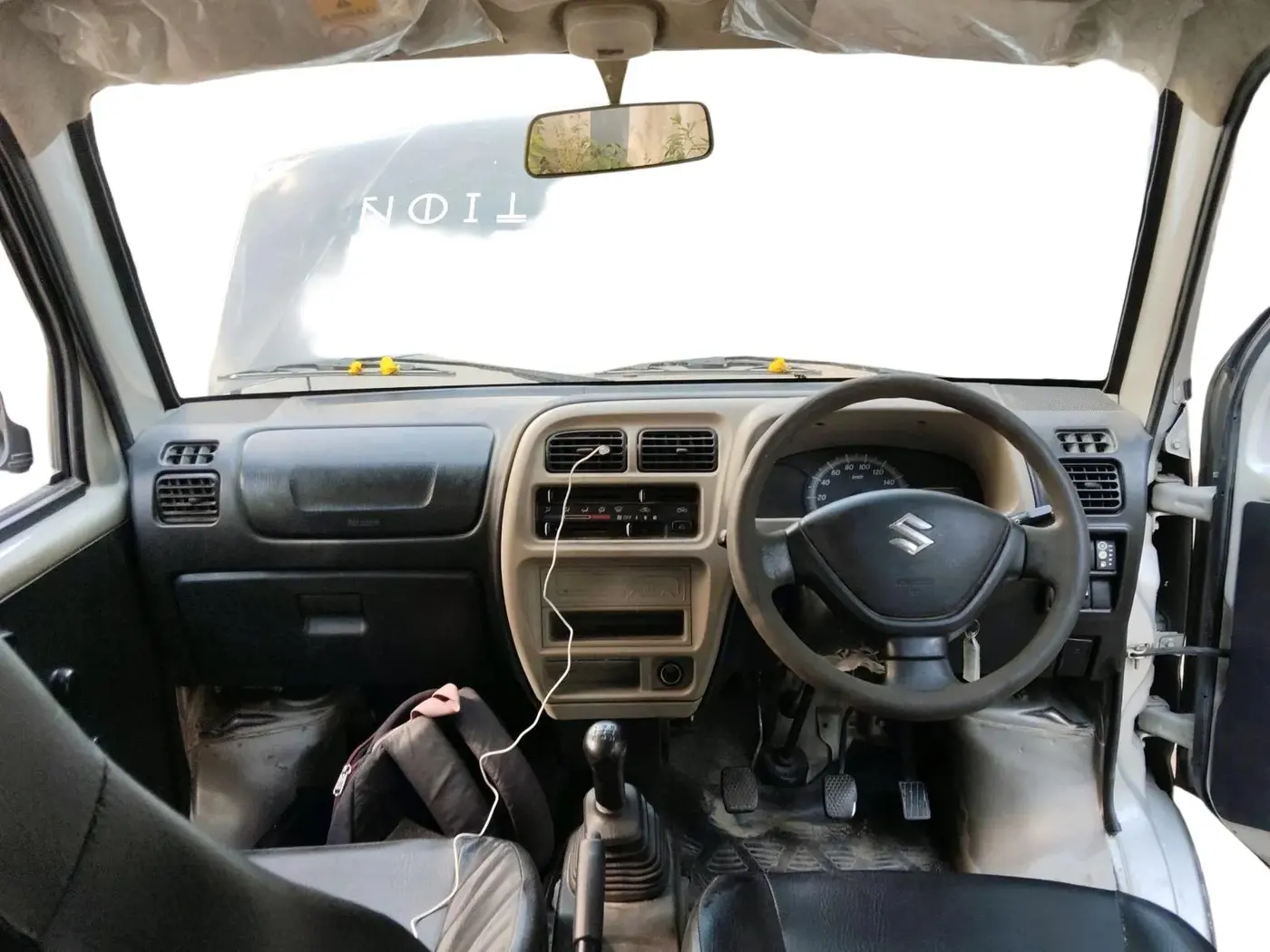 2022 Maruti Eeco 5 STR AC CNG (O), CNG, Manual, 95,021 km, interior