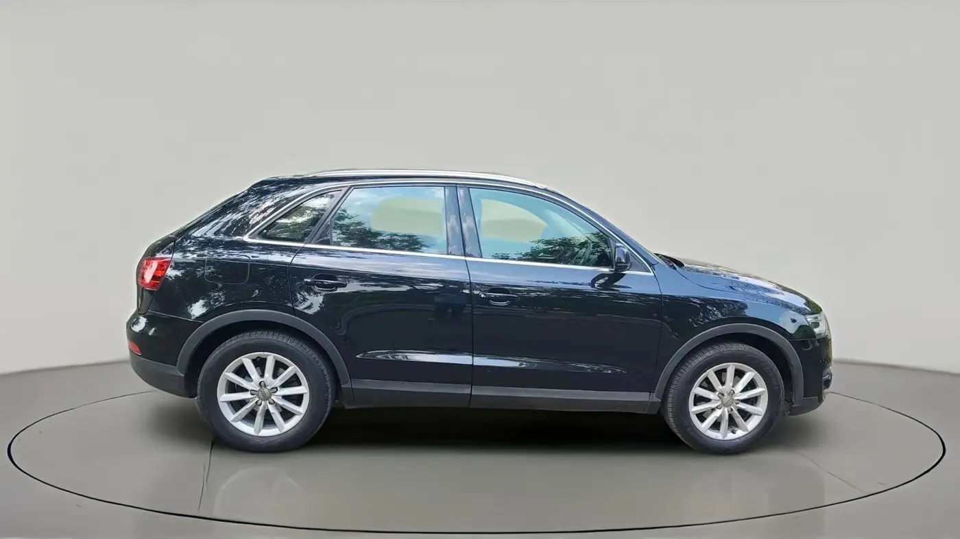 2014 Audi Q3 2.0 TDI, Diesel, Automatic, 1,60,341 km, exterior