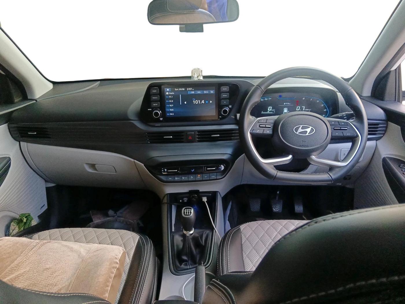 2025 Hyundai NEW I20 ASTA 1.2 MT, Petrol, Manual, 19,866 km, interior