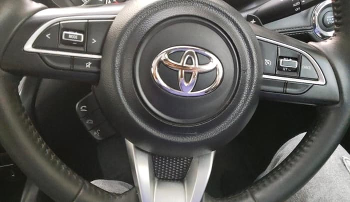 2023 Toyota URBAN CRUISER HYRYDER V AT NEO DRIVE, Petrol, Automatic, 13,523 km, interior