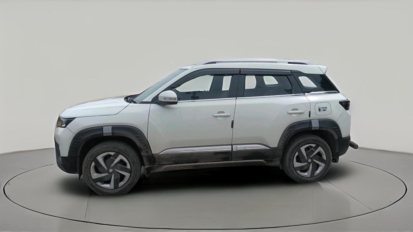 2024 Maruti BREZZA LXI S- CNG, CNG, Manual, 30,427 km, exterior