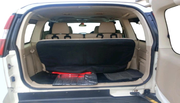 2009 Ford Endeavour 3.0L 4X4 AT, Diesel, Automatic, 1,73,383 km, exterior