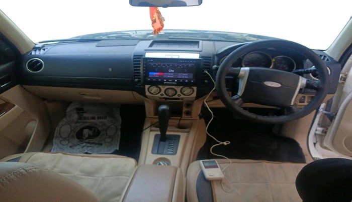2009 Ford Endeavour 3.0L 4X4 AT, Diesel, Automatic, 1,73,383 km, interior