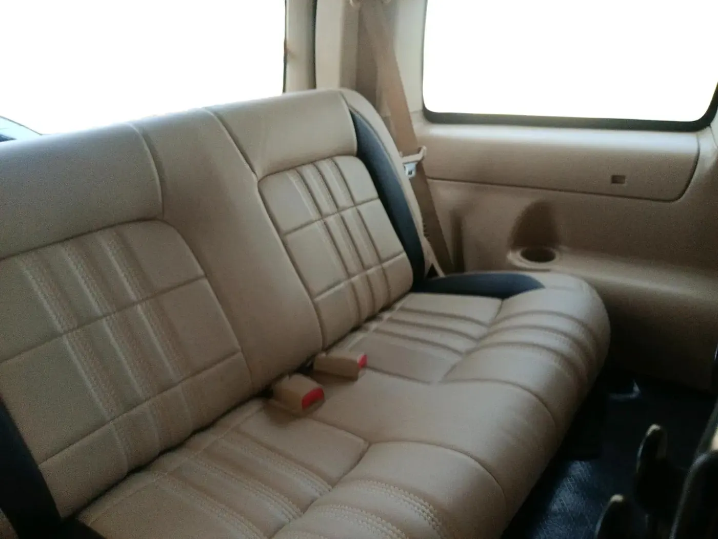 2009 Ford Endeavour 3.0L 4X4 AT, Diesel, Automatic, 1,73,383 km, interior