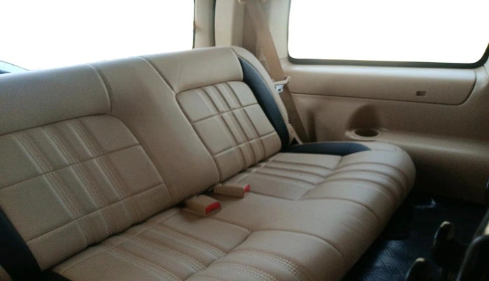 2009 Ford Endeavour 3.0L 4X4 AT, Diesel, Automatic, 1,73,383 km, interior