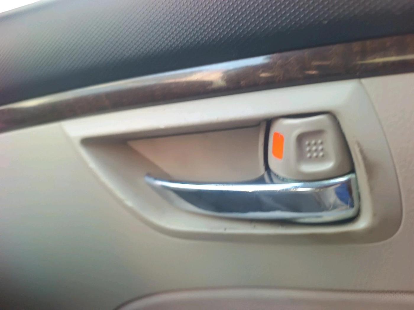 2012 Maruti Swift Dzire VDI, Diesel, Manual, 1,18,614 km, interior