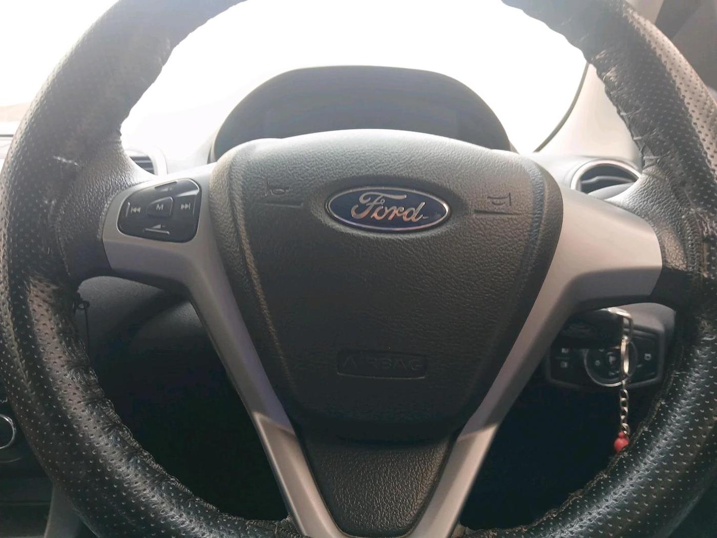 2016 Ford New Figo TREND 1.2 PETROL, Petrol, Manual, 54,844 km, interior
