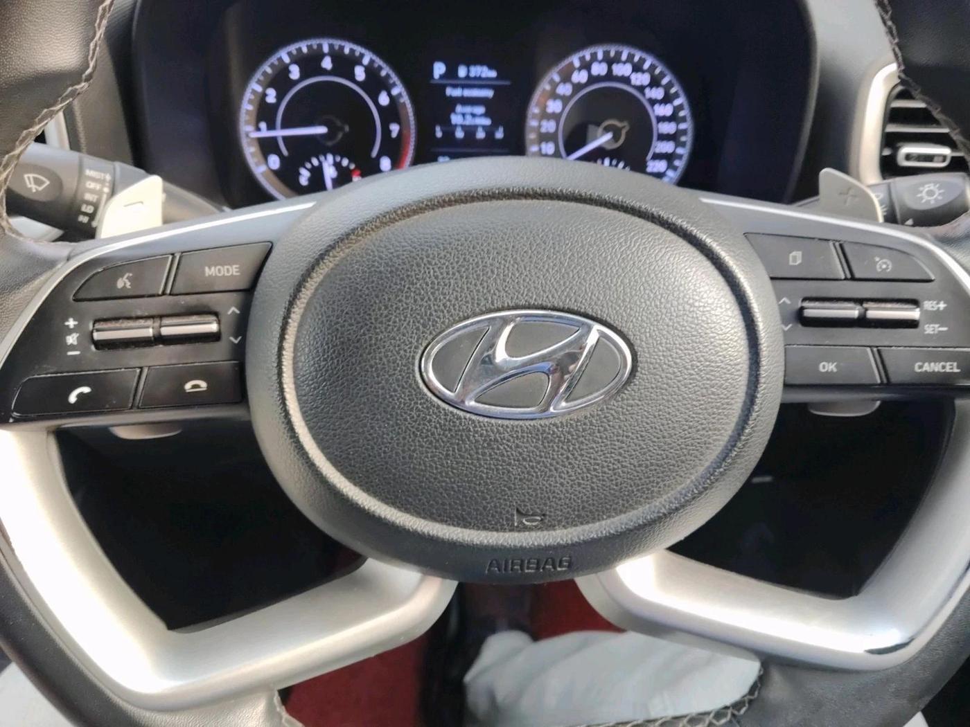 2020 Hyundai VENUE SX PLUS 1.0 TURBO DCT, Petrol, Automatic, 61,689 km, interior