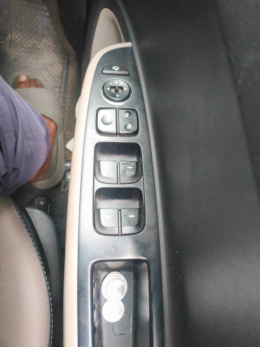 2014 Hyundai Xcent SX 1.2, Petrol, Manual, 89,567 km, interior