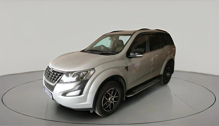 2015 Mahindra XUV500 W6, Diesel, Manual, 92,873 km, exterior