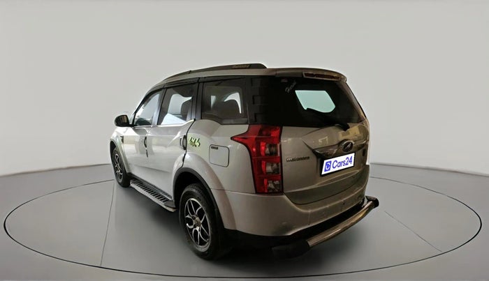 2015 Mahindra XUV500 W6, Diesel, Manual, 92,873 km, exterior