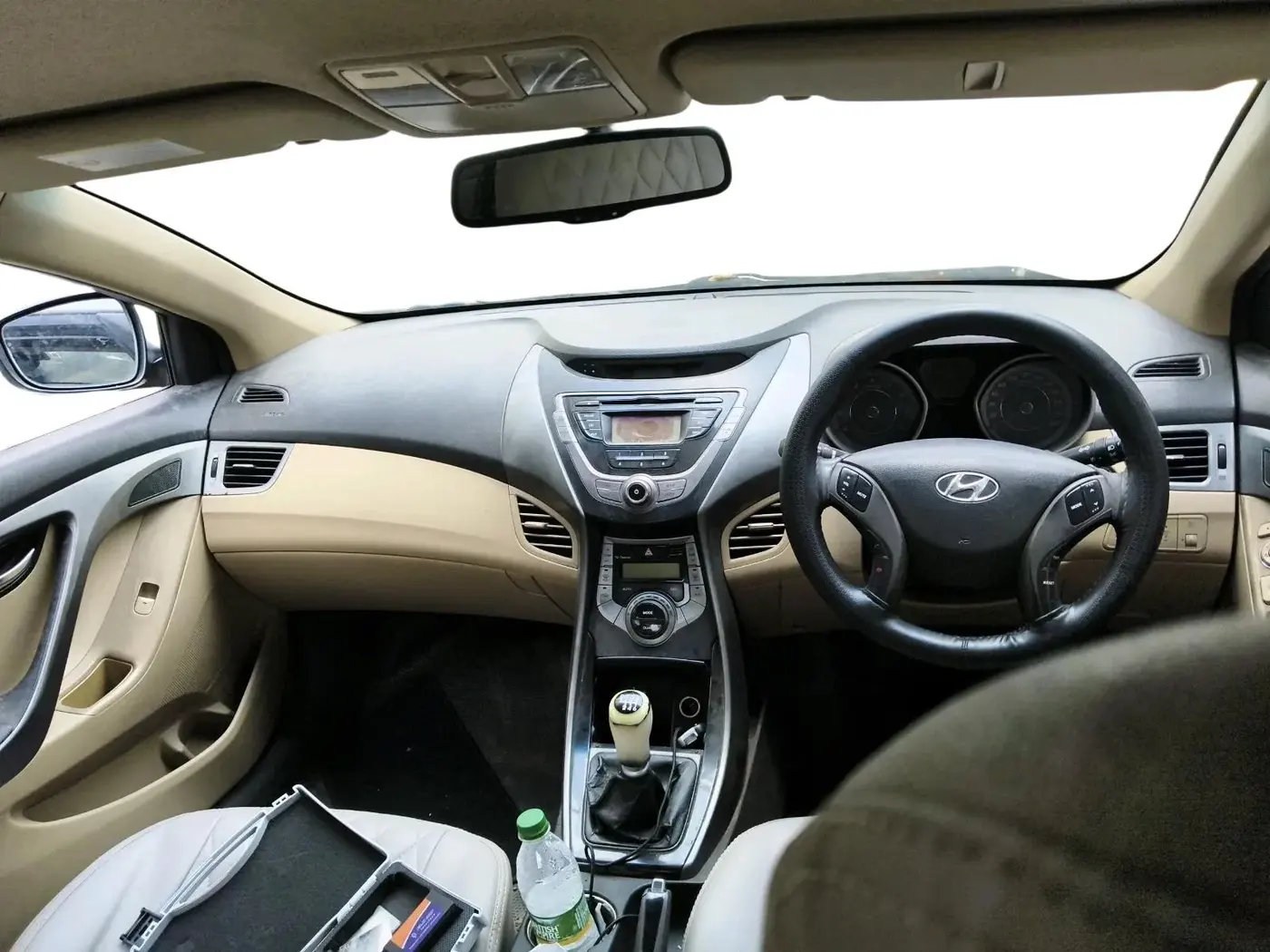 2012 Hyundai New Elantra 1.8 S VTVT, Petrol, Manual, 1,58,861 km, interior