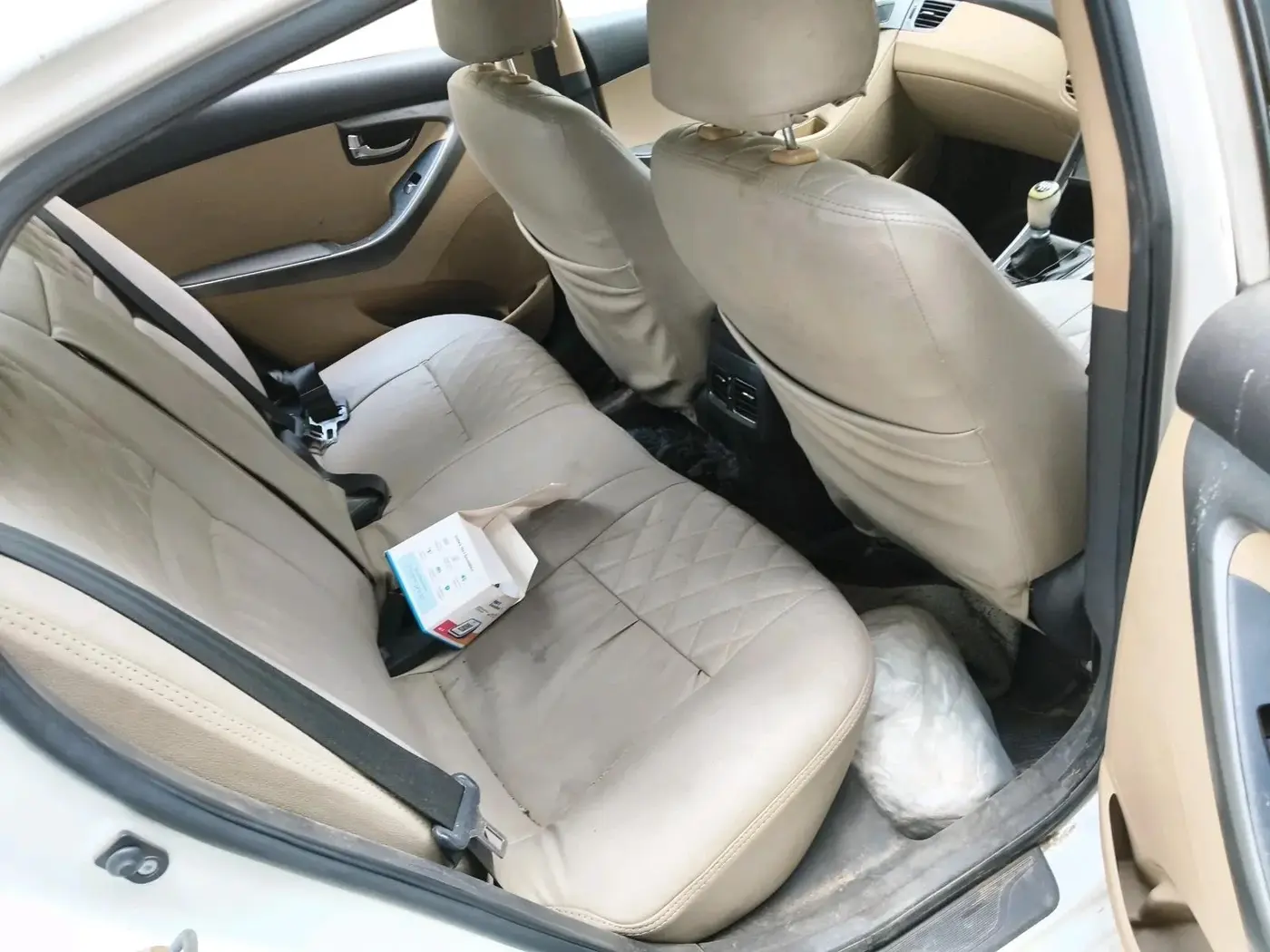 2012 Hyundai New Elantra 1.8 S VTVT, Petrol, Manual, 1,58,861 km, interior