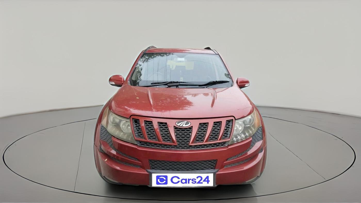 2013 Mahindra XUV500 W8, Diesel, Manual, 1,99,216 km, exterior